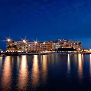 https://hotelcoz-top.allrivieramayahotels.com