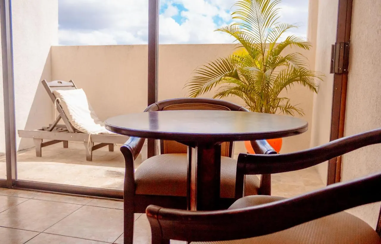 Hotel Los Aluxes Mérida